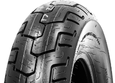 A futófelület közeli képe Dunlop D404 150/90 B15 74 H Rear TL M/C