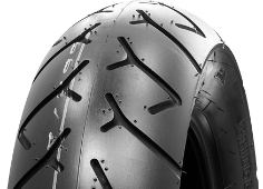 A futófelület közeli képe Bridgestone G 702 170/80-15 77 S Rear TT M/C