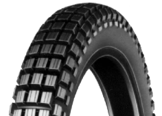 A futófelület közeli képe Cheng Shin C186 4.00-18 64 N NHS